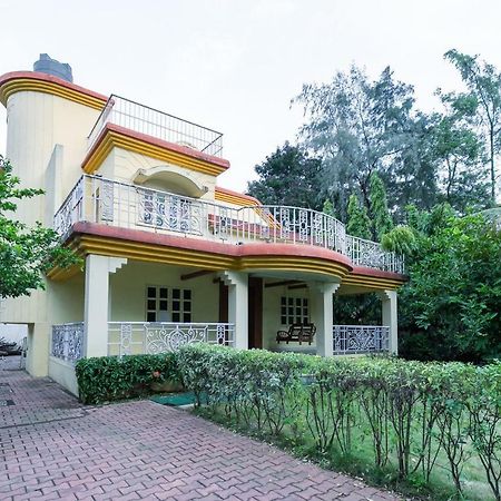 Capital O 47539Capital O Umbergaon Club Hotel Umargām Kültér fotó