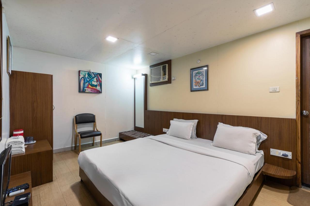 Capital O 47539Capital O Umbergaon Club Hotel Umargām Kültér fotó